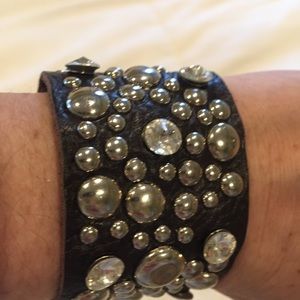 Beaded leather bracelet